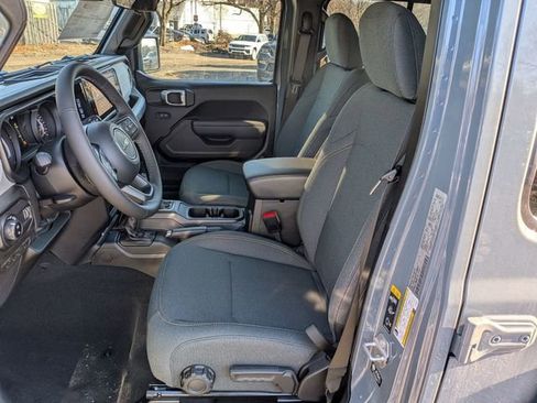 New 2026 Jeep Gladiator Sport image 9