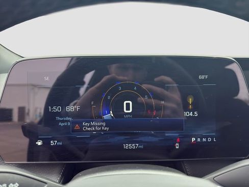 Used 2025 Chevrolet Equinox LT w/ Safety and Technology Package image 11