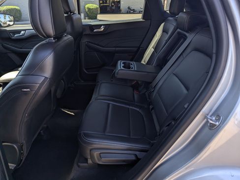 Certified 2021 Ford Escape Titanium image 8