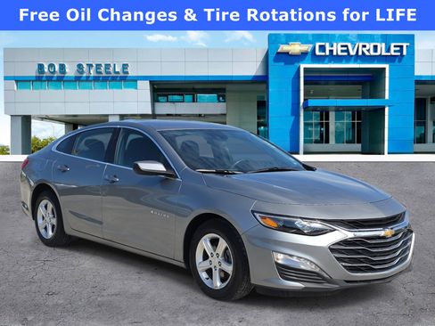 Used 2024 Chevrolet Malibu LT FWD image 1