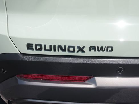 Used 2026 Chevrolet Equinox ACTIV w/ Safety and Technology Package AWD/4WD image 36