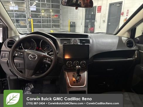 Used 2014 MAZDA MAZDA5 Sport image 16