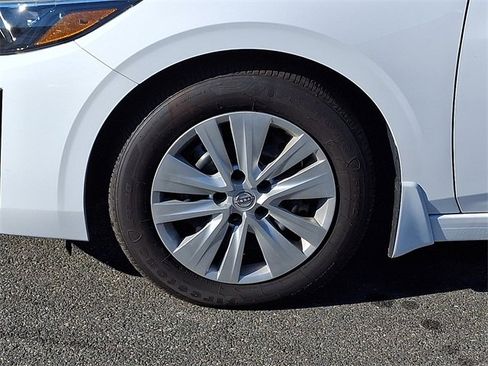 Used 2025 Nissan Sentra S image 8