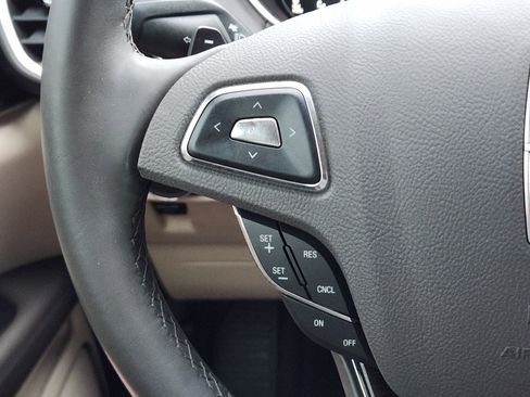 Used 2017 Lincoln MKX Reserve image 38