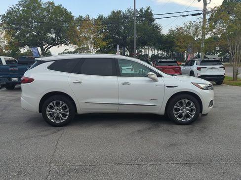 Used 2020 Buick Enclave Avenir w/ LPO, Floor Liner Package FWD image 7