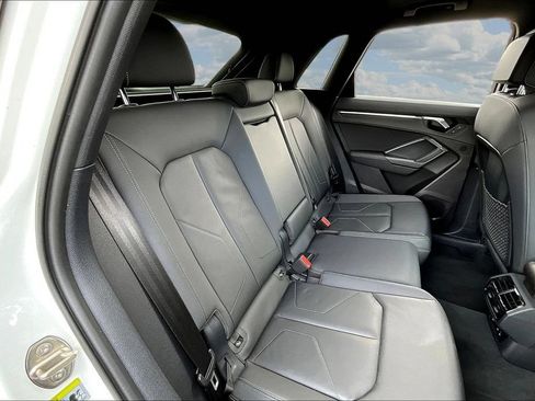 Used 2021 Audi Q3 2.0T Premium AWD/4WD image 25