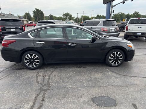 Used 2018 Nissan Altima 2.5 SV FWD image 5