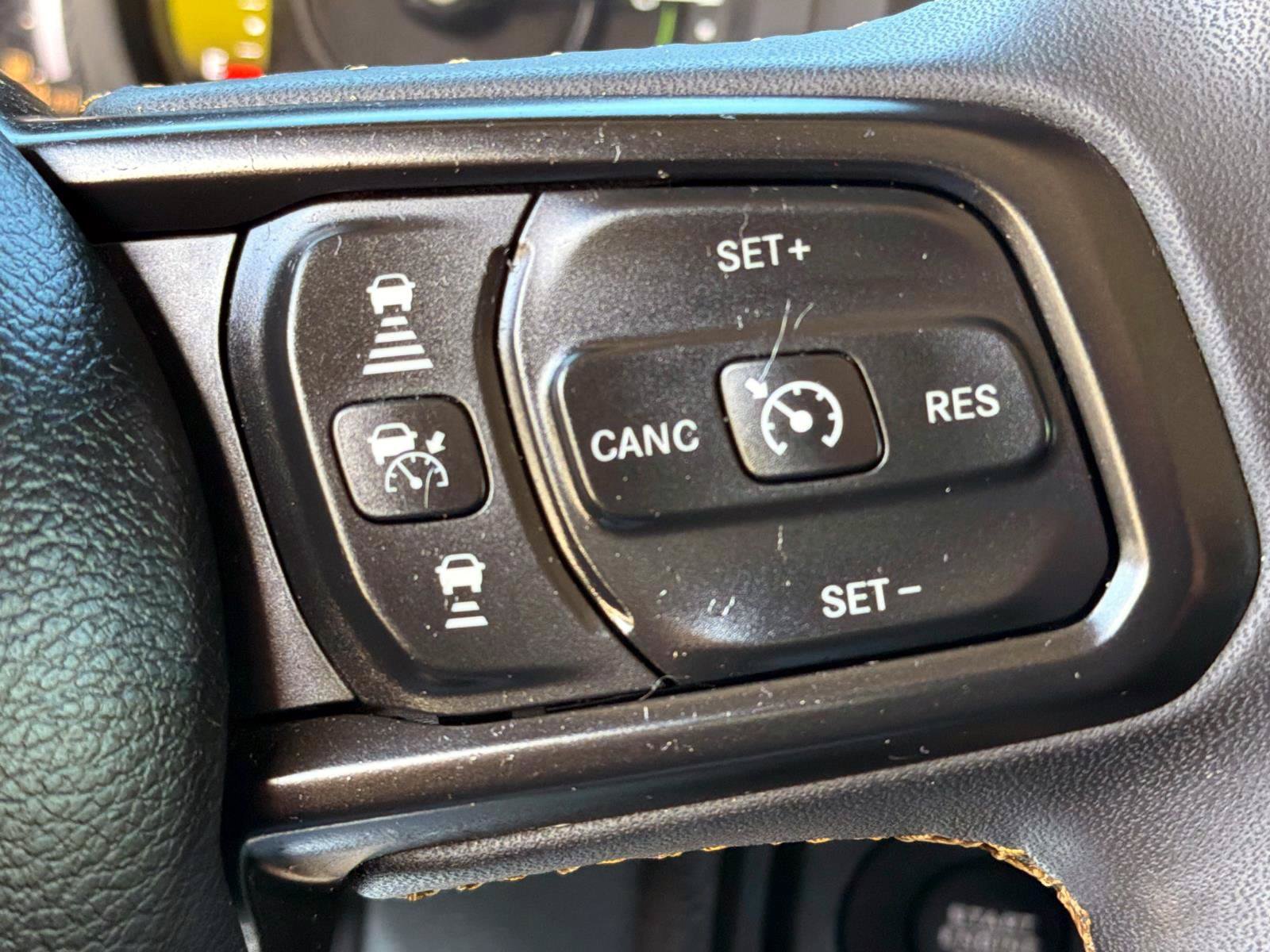 Used 2024 Jeep Wrangler Unlimited w/ Convenience Group AWD/4WD image 14