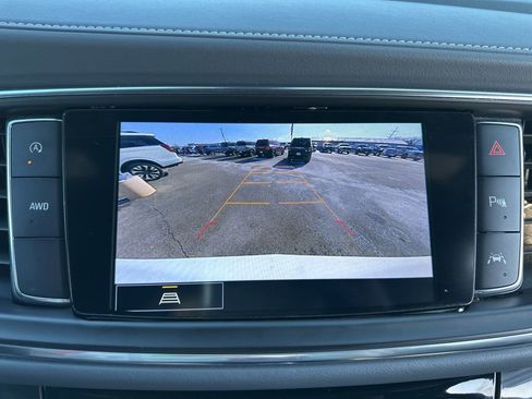 Used 2022 Buick Enclave Essence image 49