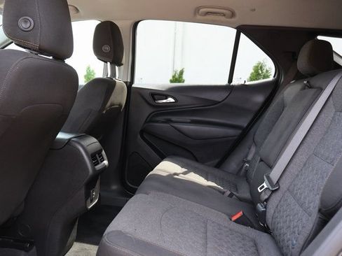 Certified 2022 Chevrolet Equinox LT FWD image 16