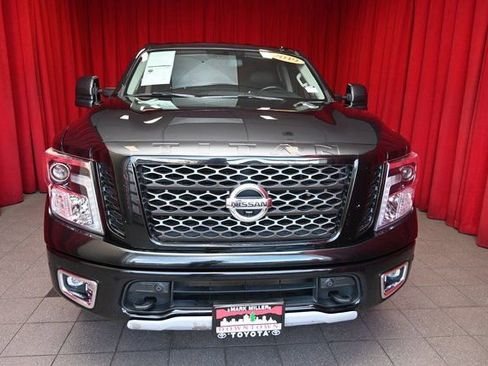 Used 2019 Nissan Titan PRO-4X w/ Pro-4x Convenience Package image 9