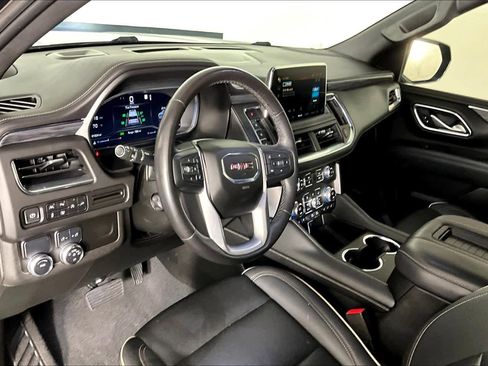 Certified 2022 GMC Yukon SLT w/ SLT Premium Package image 18