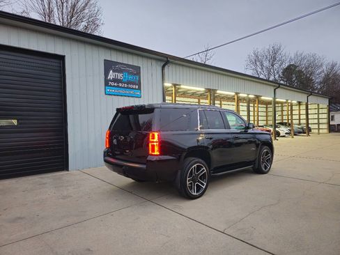 Used 2019 Chevrolet Tahoe LT image 10