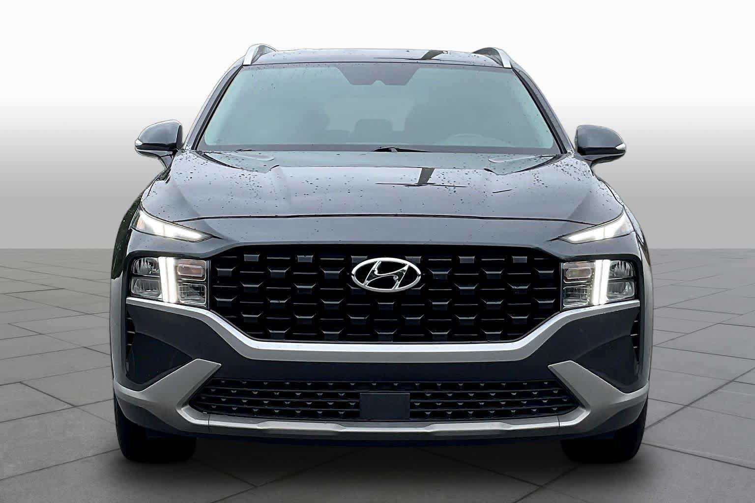 Used 2023 Hyundai Santa Fe SEL FWD image 4