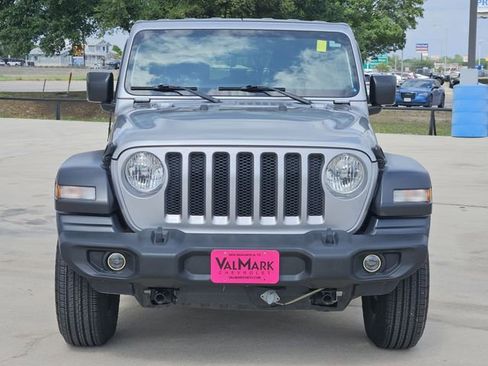 Used 2019 Jeep Wrangler Unlimited Sport S AWD/4WD image 2