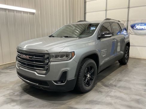 Used 2023 GMC Acadia AT4 w/ Technology Package image 3