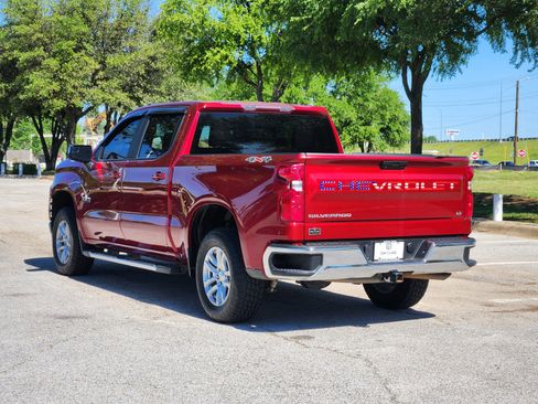 Used 2021 Chevrolet Silverado 1500 LT image 4