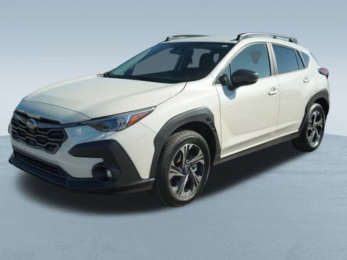 Used 2024 Subaru Crosstrek 2.0i Premium w/ Crosstrek Mirror Package image 3