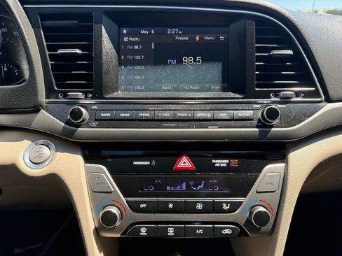 Used 2018 Hyundai Elantra Value Edition FWD image 25