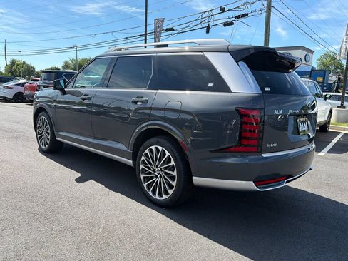 New 2026 Hyundai Palisade Calligraphy FWD image 4