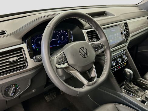 Used 2023 Volkswagen Atlas Cross Sport SE w/ Panoramic Sunroof Package AWD/4WD image 18