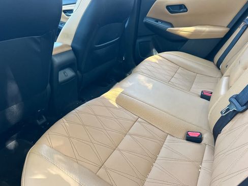 Used 2025 Nissan Sentra SV w/ SV Premium Package FWD image 5