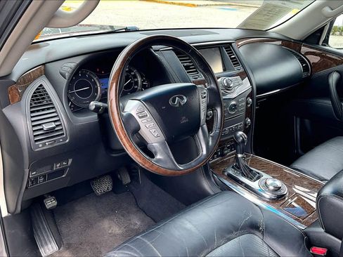Used 2015 INFINITI QX80 4WD w/ Theater Package image 18