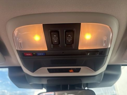 Used 2025 Subaru Crosstrek 2.5i Limited image 16