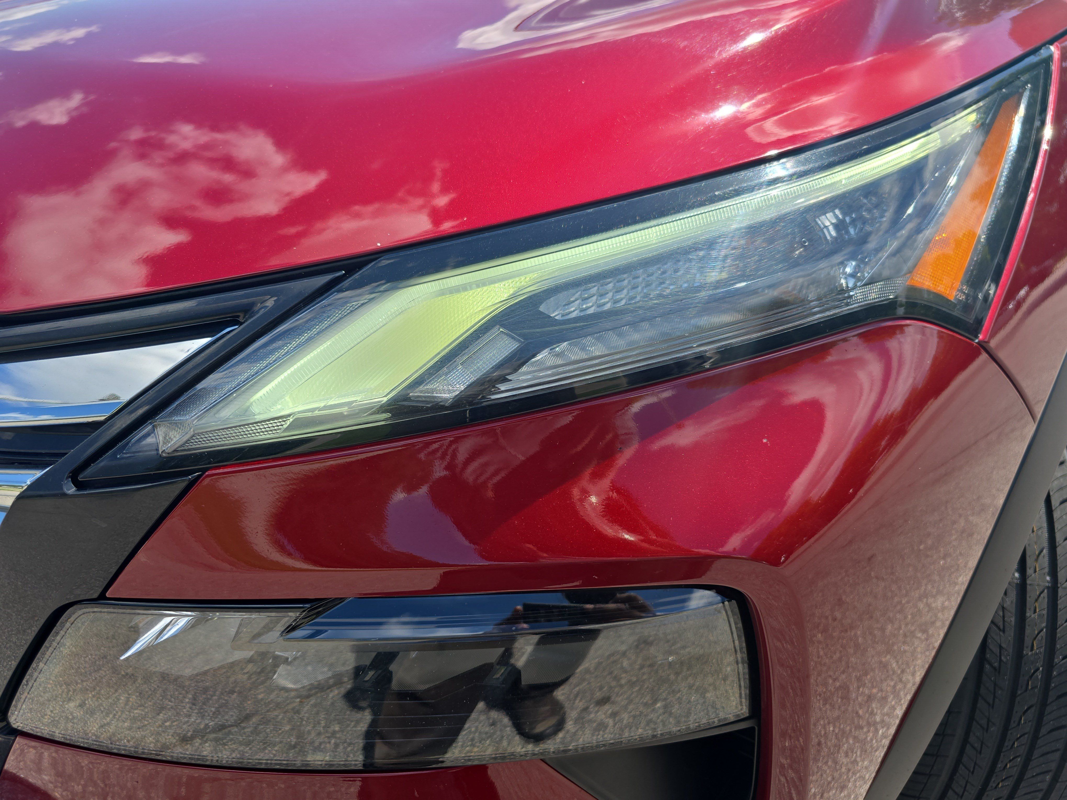 Used 2025 Nissan Rogue SV AWD/4WD image 28