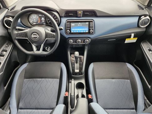 New 2025 Nissan Versa SV w/ Trunk Package image 19