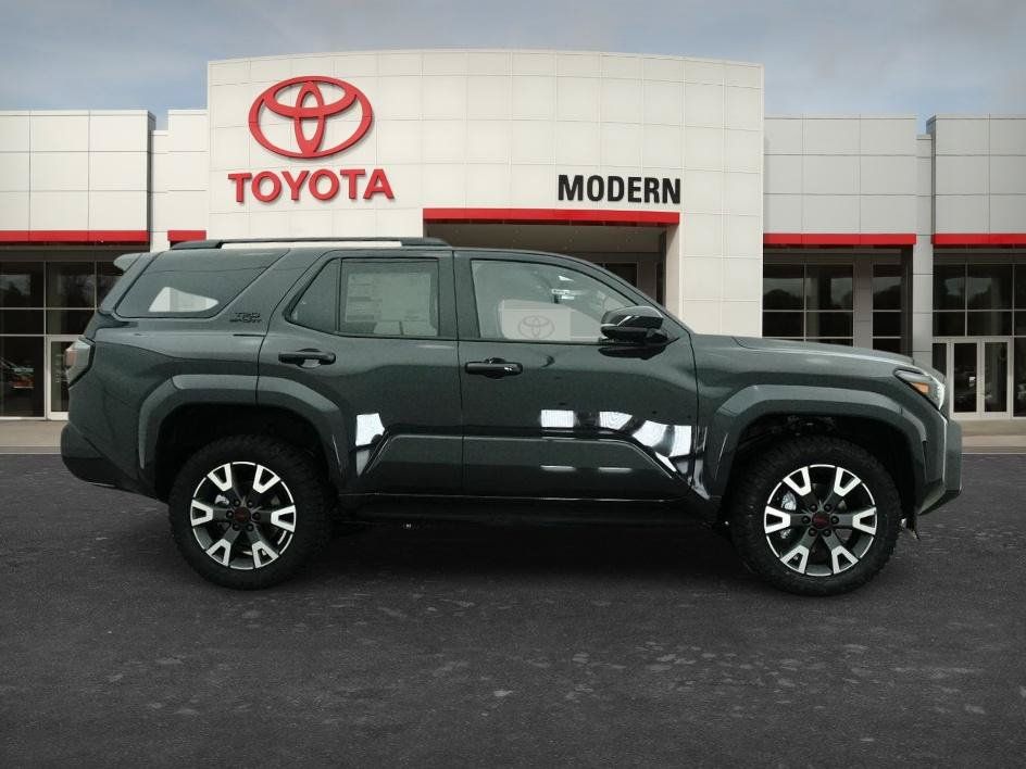 New 2026 Toyota 4Runner TRD Sport AWD/4WD image 13
