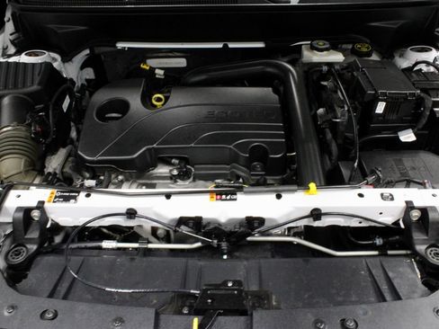 Used 2023 GMC Terrain SLE FWD image 16