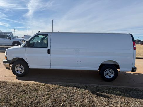 New 2025 Chevrolet Express 3500 Extended w/ Driver Convenience Package RWD image 6