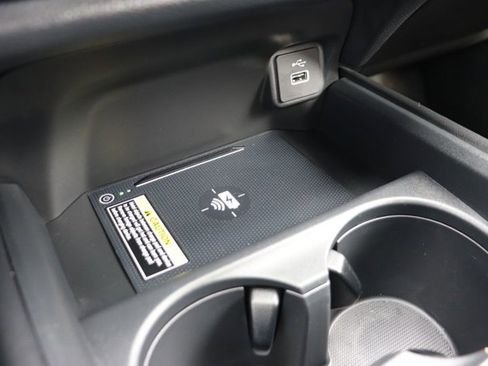 Used 2025 Toyota Camry LE image 17