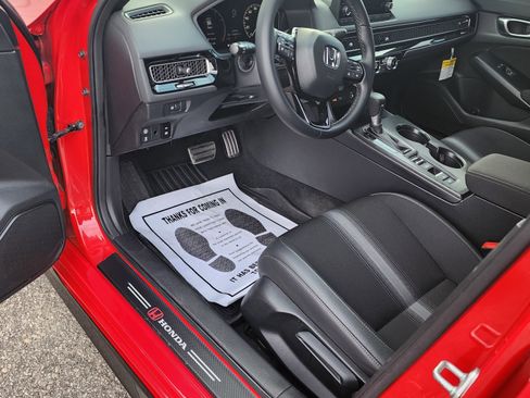 Used 2024 Honda Civic Sport image 17
