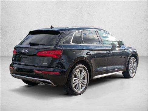 Used 2019 Audi Q5 2.0T Premium Plus w/ Premium Plus Package AWD/4WD image 5
