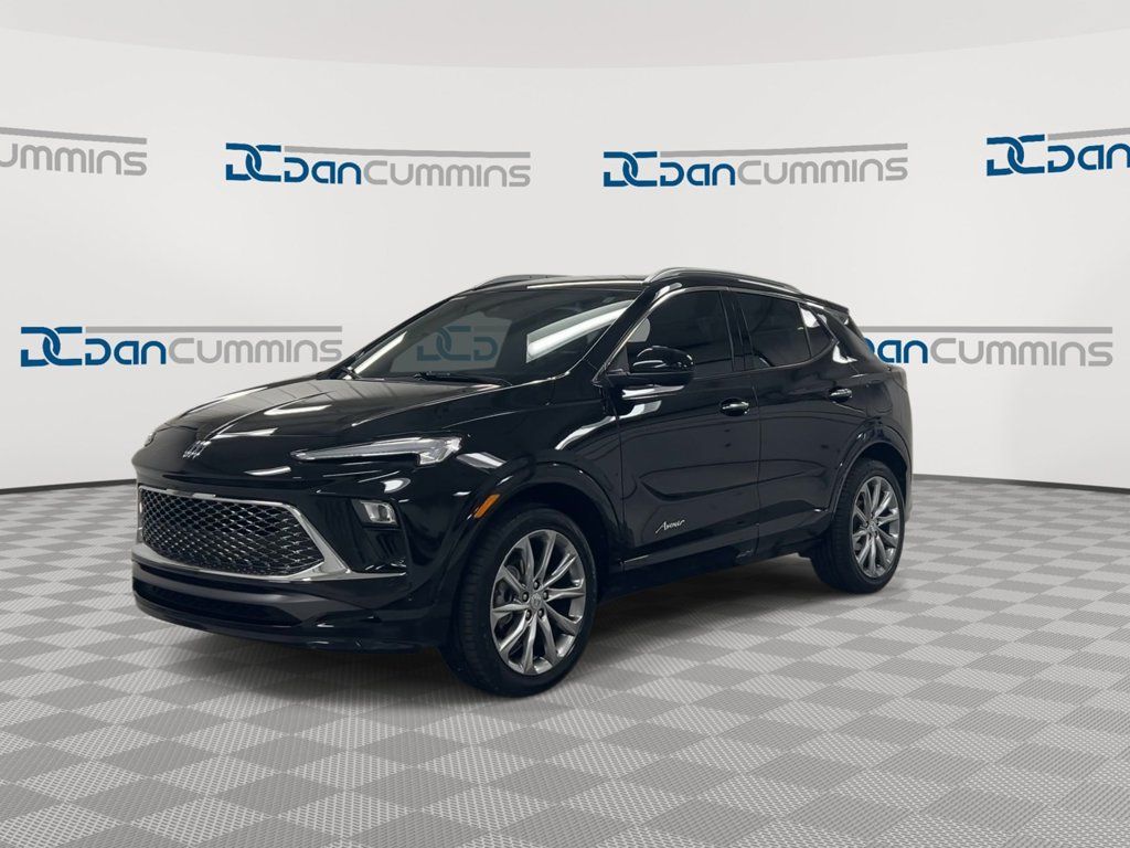 Used 2024 Buick Encore GX Avenir w/ Avenir Convenience Package AWD/4WD image 4