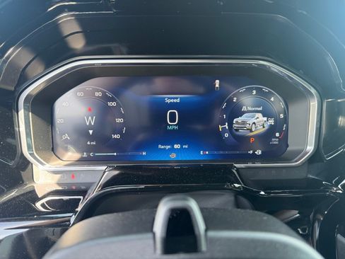 New 2026 Chevrolet Silverado 1500 High Country w/ Technology Package AWD/4WD image 14