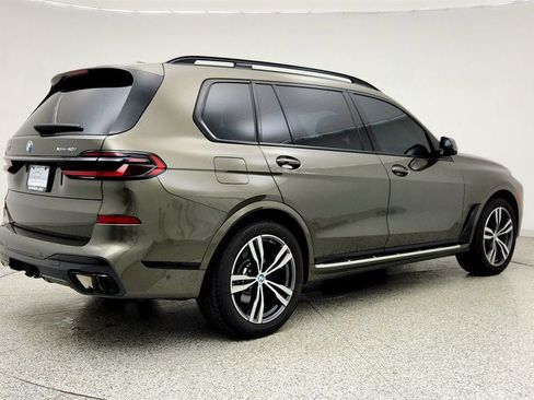 Used 2026 BMW X7 xDrive40i w/ M Sport Package AWD/4WD image 5