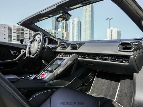 Used 2020 Lamborghini Huracan EVO AWD/4WD image 34