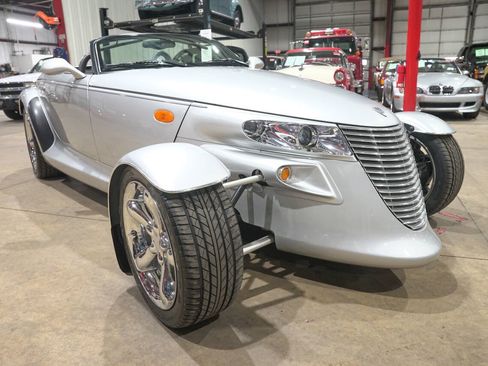 Used 2001 Plymouth Prowler RWD image 12