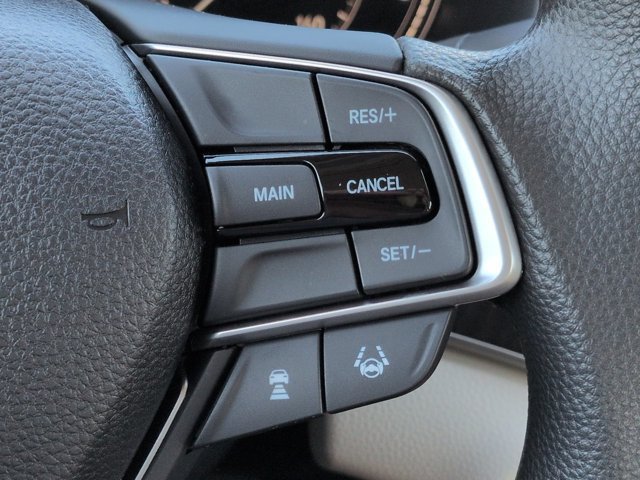 Used 2018 Honda Accord EX image 25