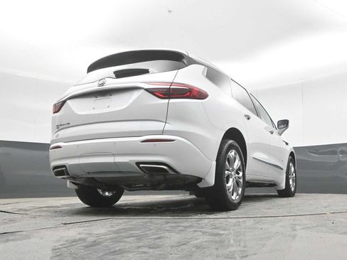Used 2021 Buick Enclave Avenir w/ Avenir Technology Package AWD/4WD image 33