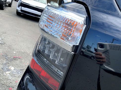 Used 2023 Toyota 4Runner SR5 Premium w/ Moonroof Package image 30