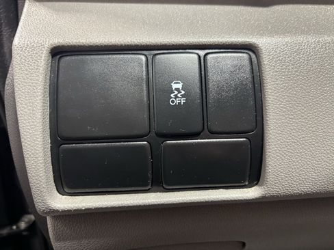 Used 2017 Honda Odyssey LX image 14