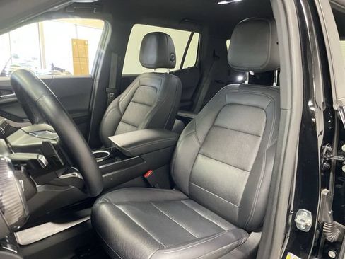 Used 2025 Chevrolet Equinox LT w/ Convenience Package II AWD/4WD image 11