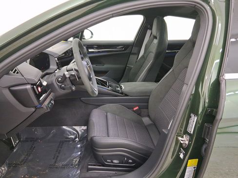 New 2026 Porsche Panamera 4 image 5