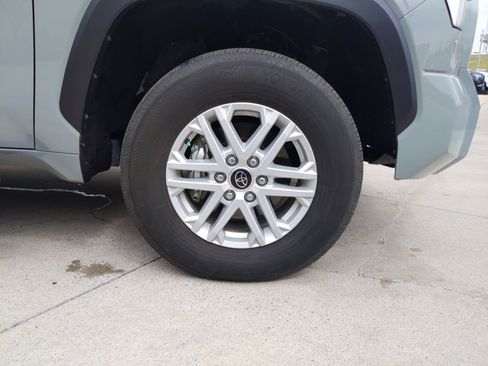 Used 2024 Toyota Tundra SR5 w/ SR5 Premium Package image 33