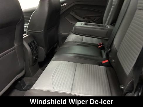 Used 2017 Ford Escape SE w/ SE Sport Appearance Package AWD/4WD image 19