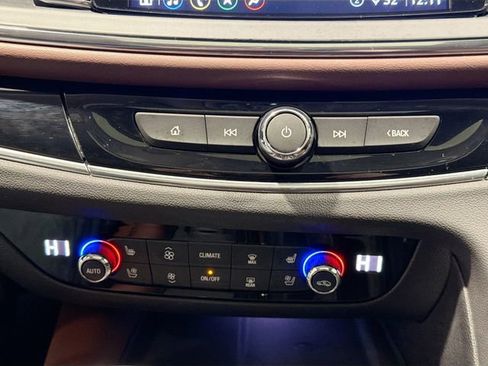 Certified 2020 Buick Enclave Avenir w/ Avenir Technology Package image 15